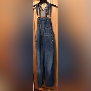 Levi’s overalls - women’s size M